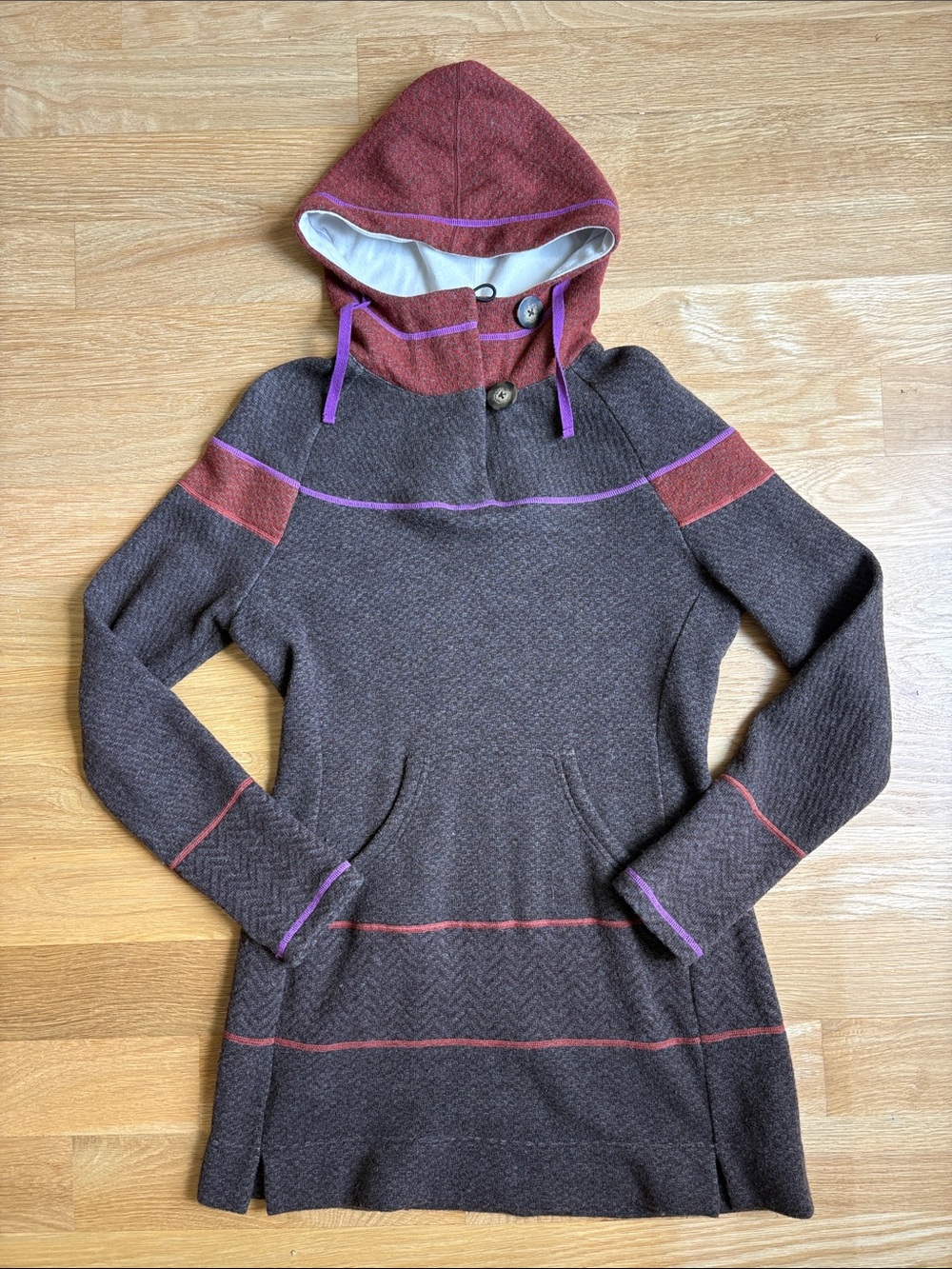 PRANA | Women’s Hooded Wool-Blend Sweater Tunic in Brown with Pink Accents